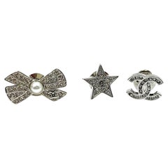 Used Chanel Brand New Silver CC Star Bow Crystal 3 Pins