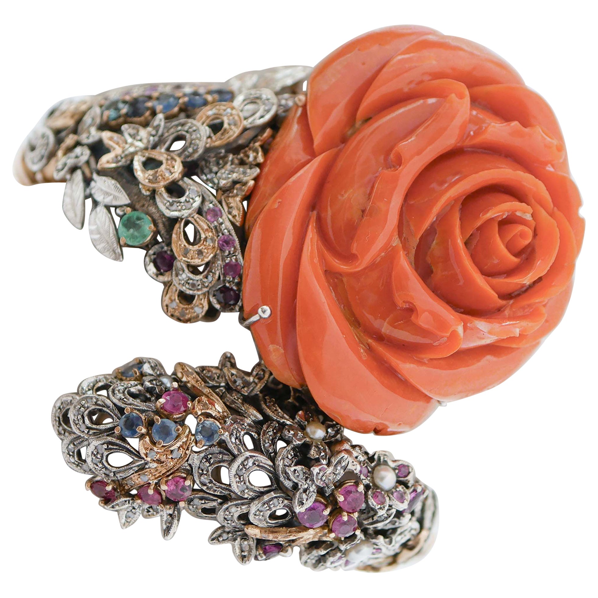 Bracelet en or rose et argent, corail, rubis, émeraudes, saphirs, diamants