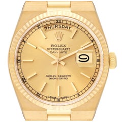 Rolex Montre Oysterquartz President Day-Date en or jaune pour hommes 19018