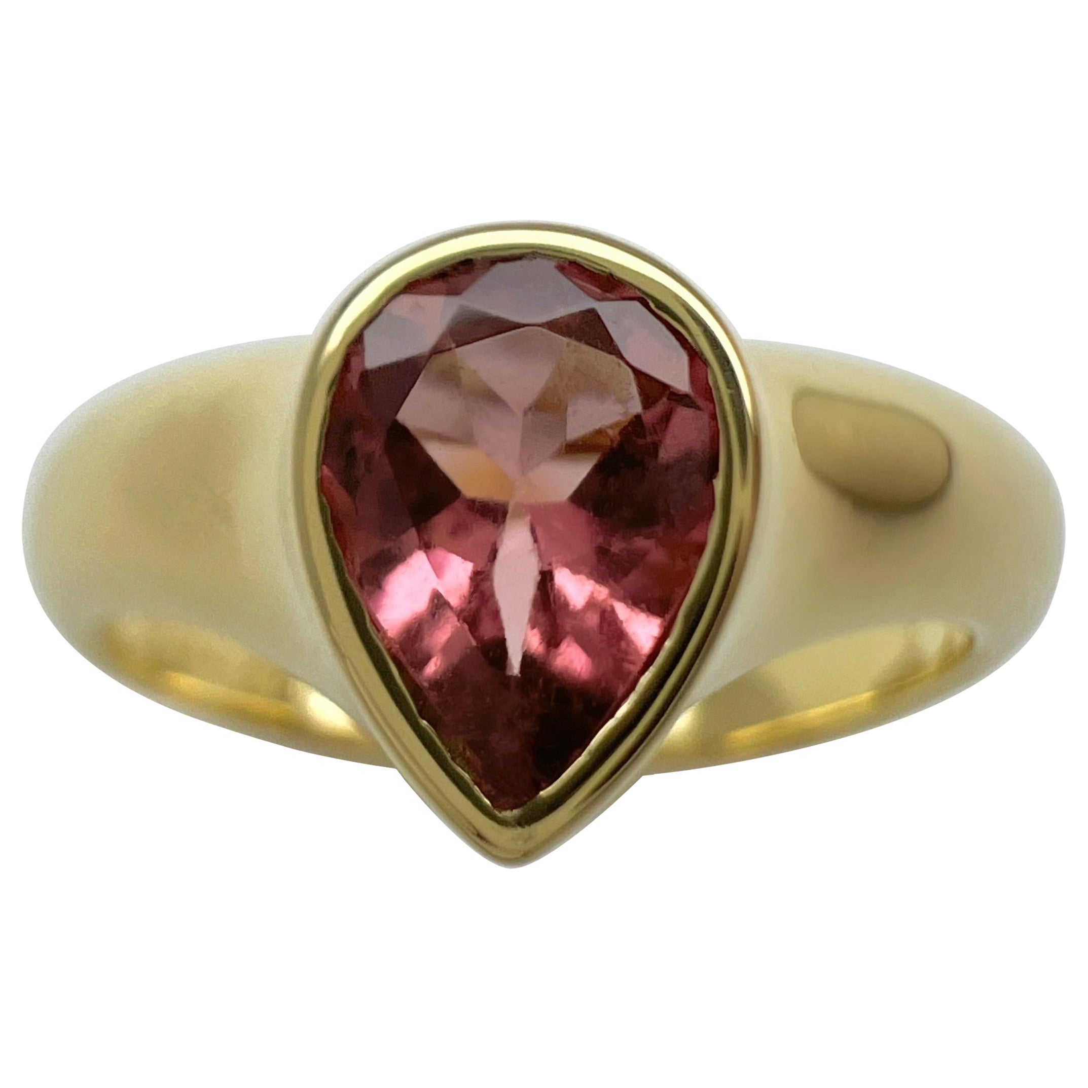 Rare Vintage Van Cleef & Arpels Pink Tourmaline Pear Cut 18k Yellow Gold Ring For Sale