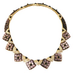Vintage Mauboussin brown mother-of-pearl, onyx, diamonds and yellow gold Necklace