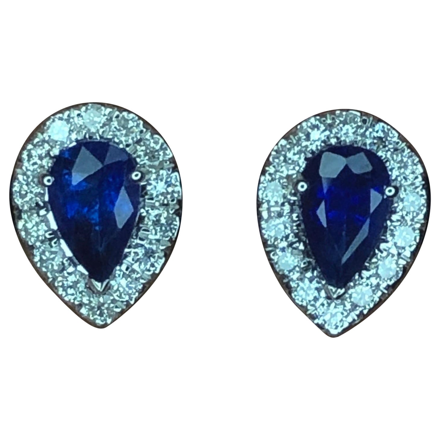 No Reserve 18K Gold Royal Blue Ceylon Sapphire Earrings with Diamonds 