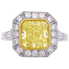 Bague en diamant jaune canari