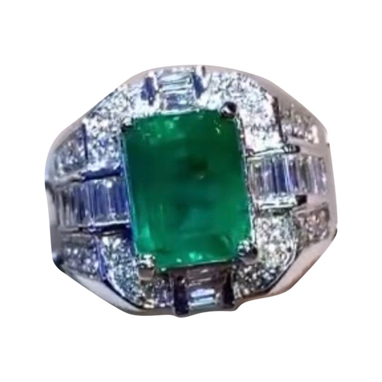 AIG Certified 3.89 Carat Zambian Emerald  1.28 Ct Diamonds 18K Gold  Ring