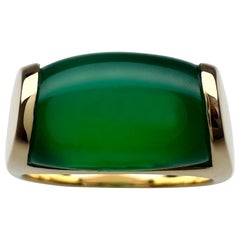Vintage Rare Bvlgari Bulgari Vivid Green Chalcedony 18 Karat Yellow Gold Ring with Box 7