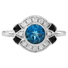 Londoner Ring aus 14 Karat Weißgold mit blauem Topas und Diamant-Onyx im Art-déco-Stil
