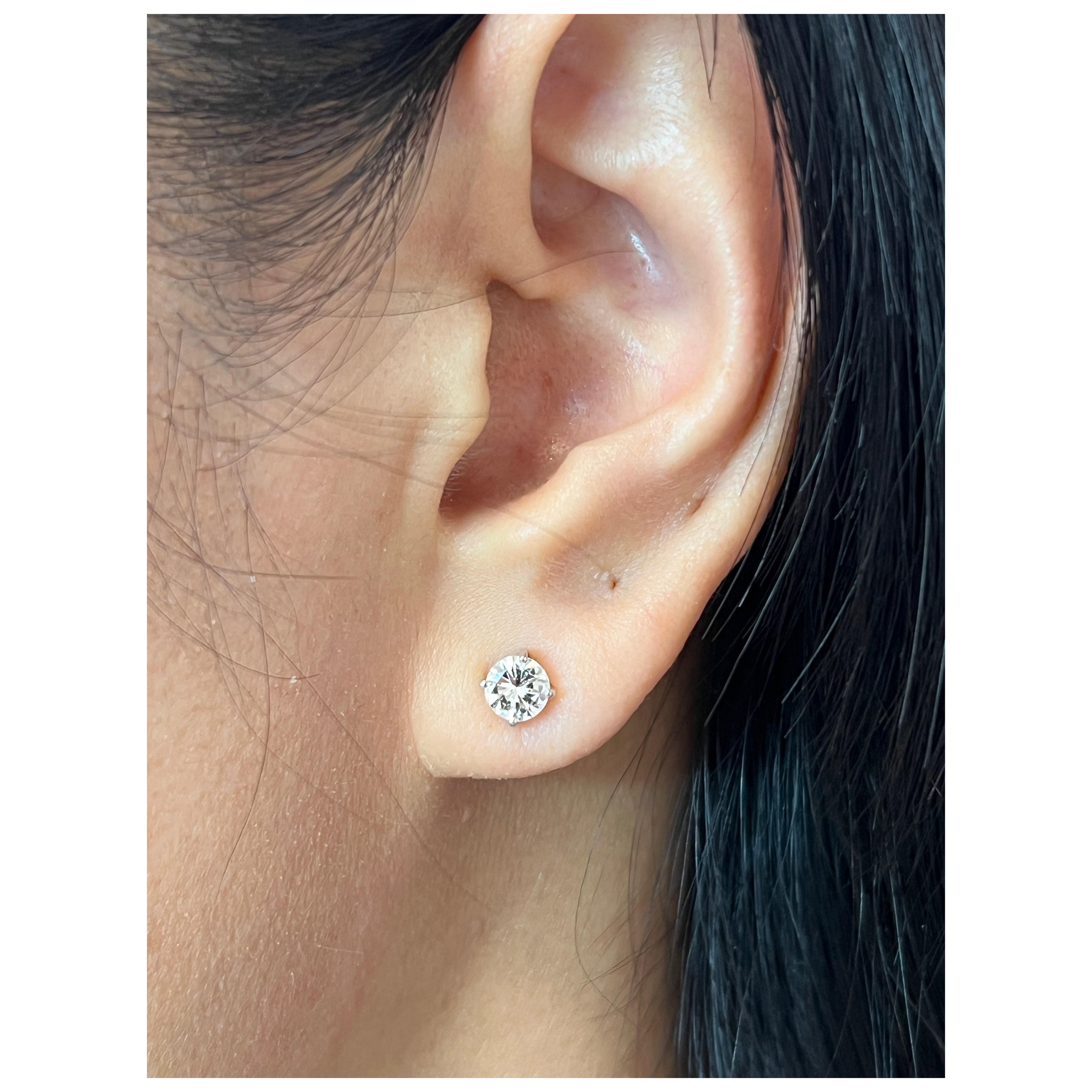 0.93 ct Diamond Stud Earrings