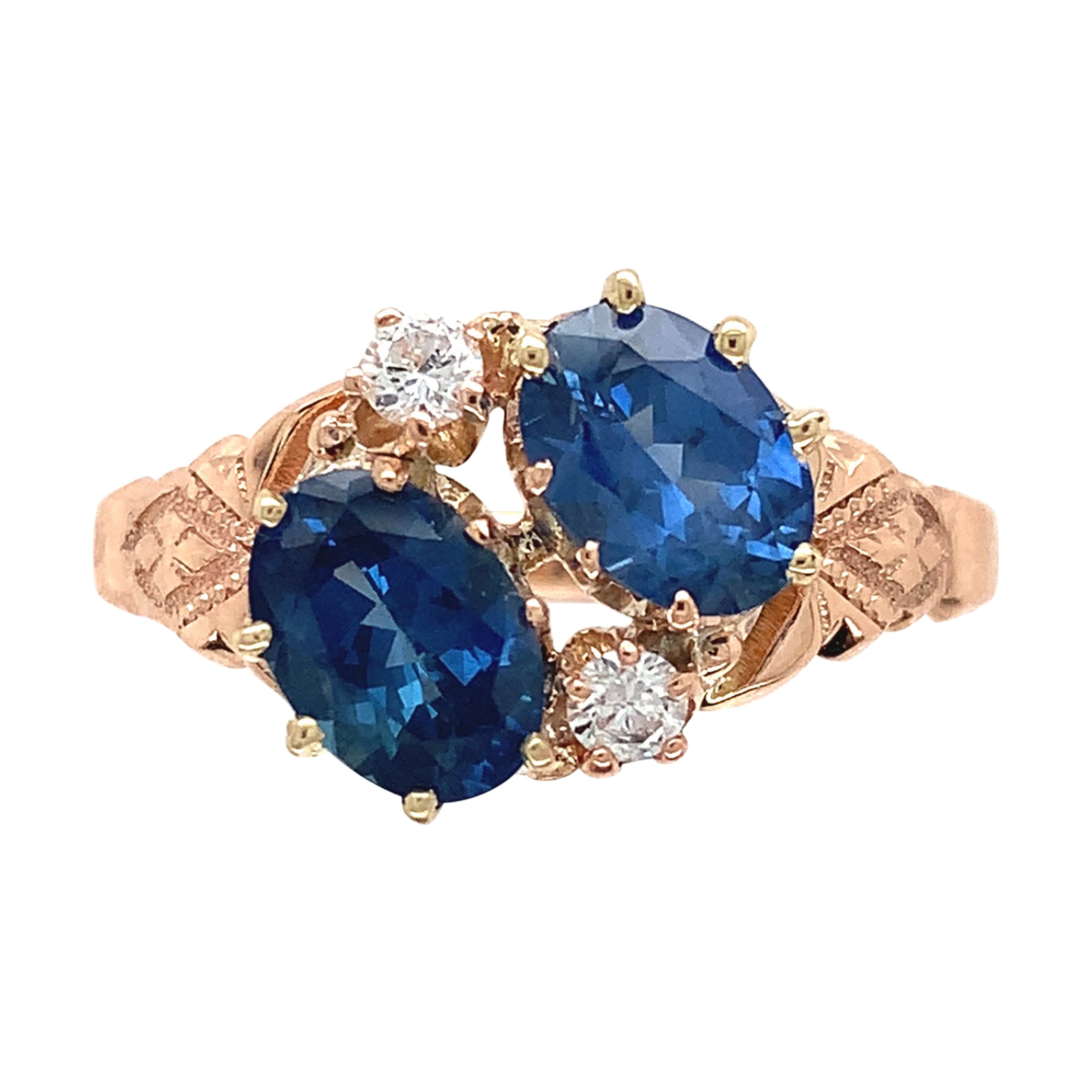 Viktorianischer Ring aus 10 Karat Roségold mit blauem Saphir und Diamant