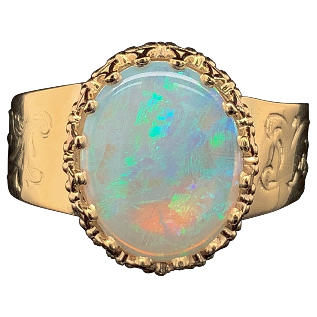 18K and 14K Yellow Gold 1.74 carat Australian Opal Ring For Sale