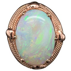 Bague forgée à la main en or rose 14 carats avec une grande opale australienne de 6,05 carats
