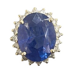 16.72 Carats Natural Sapphire and Diamonds 14K Yellow Gold Ring