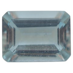 1,21 Karat makelloser blauer Aquamarin im Smaragdschliff im Icy-Schliff, 8x6x3,5 mm