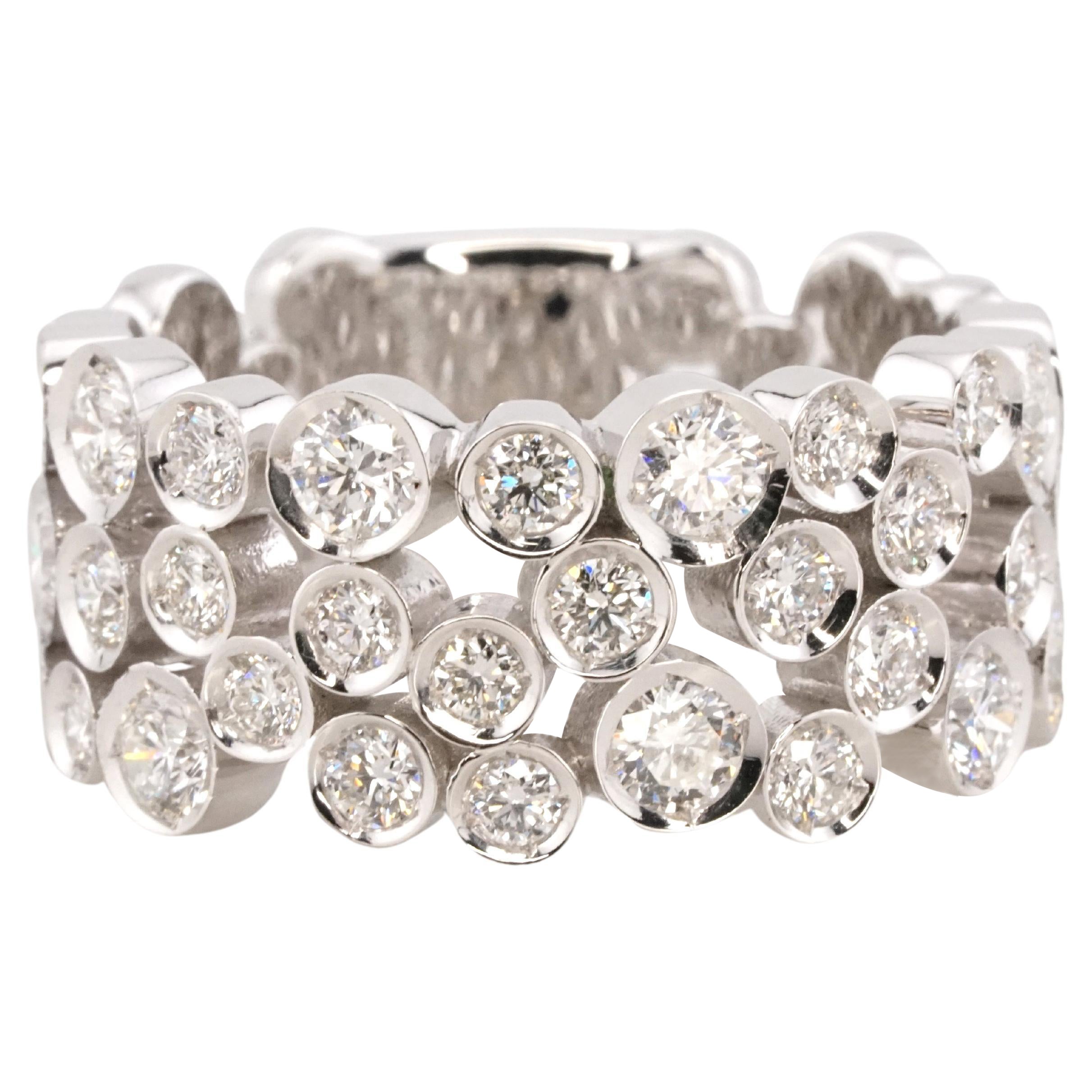 1.30 Carat Round Brilliante Cut G-H SI1-SI2 Diamond 14K White Gold Ring en vente