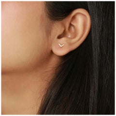 Boucles d'oreilles Chevron en or massif 14K Boucles d'oreilles minimaliste en or avec diamant Boucles d'oreilles élégantes