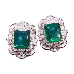 AIG Certified 14.80 Carats Zambian Emeralds  3.50 Ct Diamonds 18K Gold Earrings