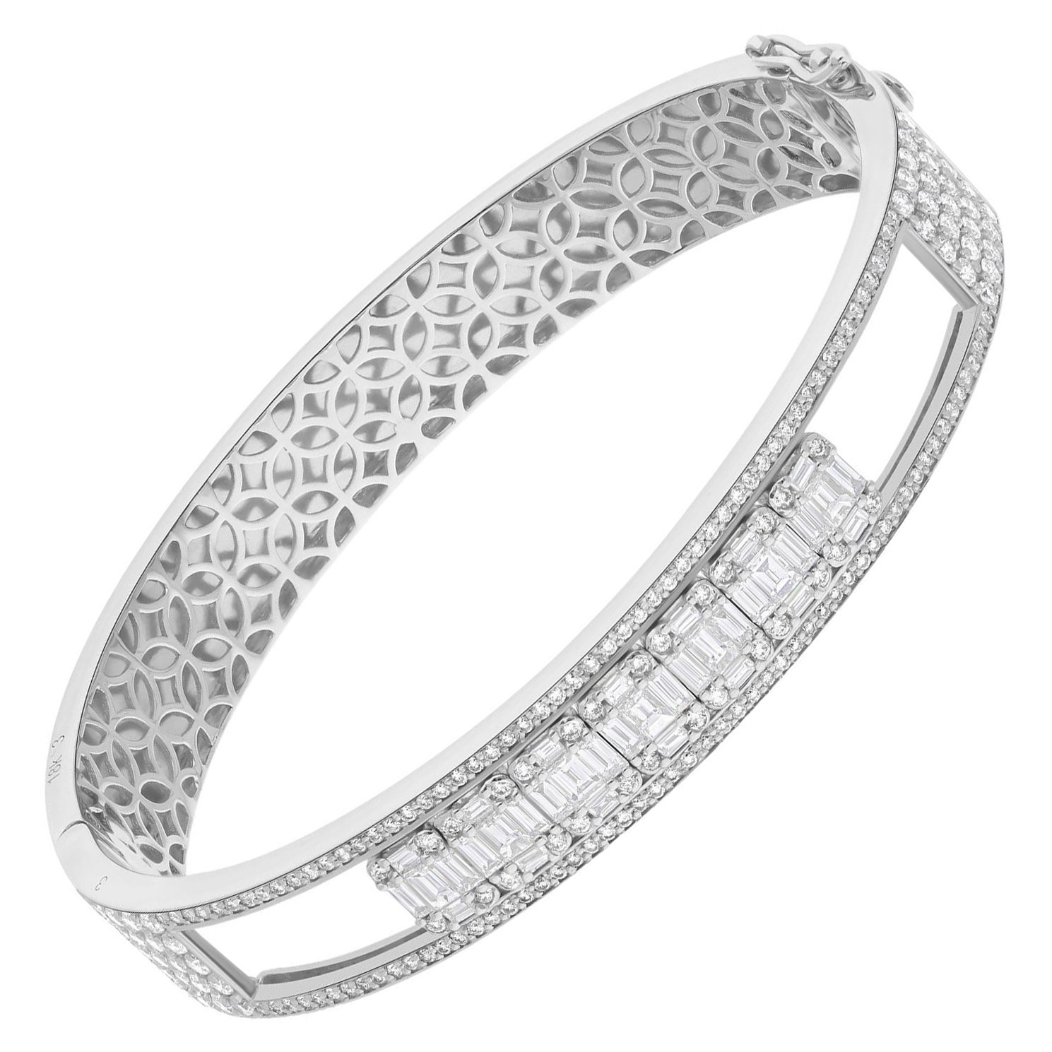 SI Clarity HI Color Movable Diamond Charm Bracelet 14 Karat White Gold Jewelry For Sale