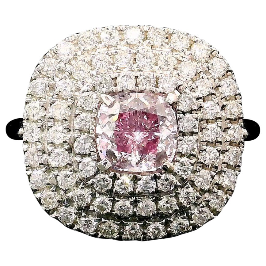 Bague et pendentif convertibles en diamant rose de 0,60 carat certifiés GIA en vente