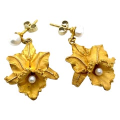 Vintage Flower Pearl Drop Earrings 14 Karat Yellow Gold