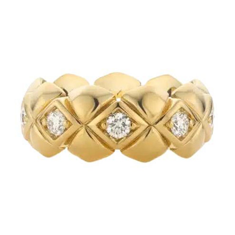 Cober handmade with 9 Diamonds of 0.09ct in E-color Yellow Gold Ring Available For Sale