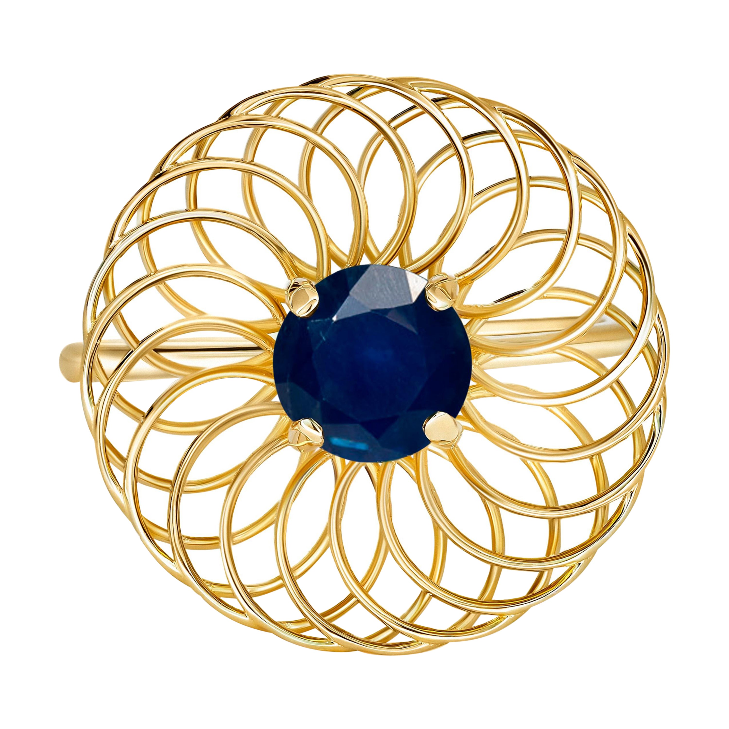 Round sapphire 14k gold ring.  For Sale