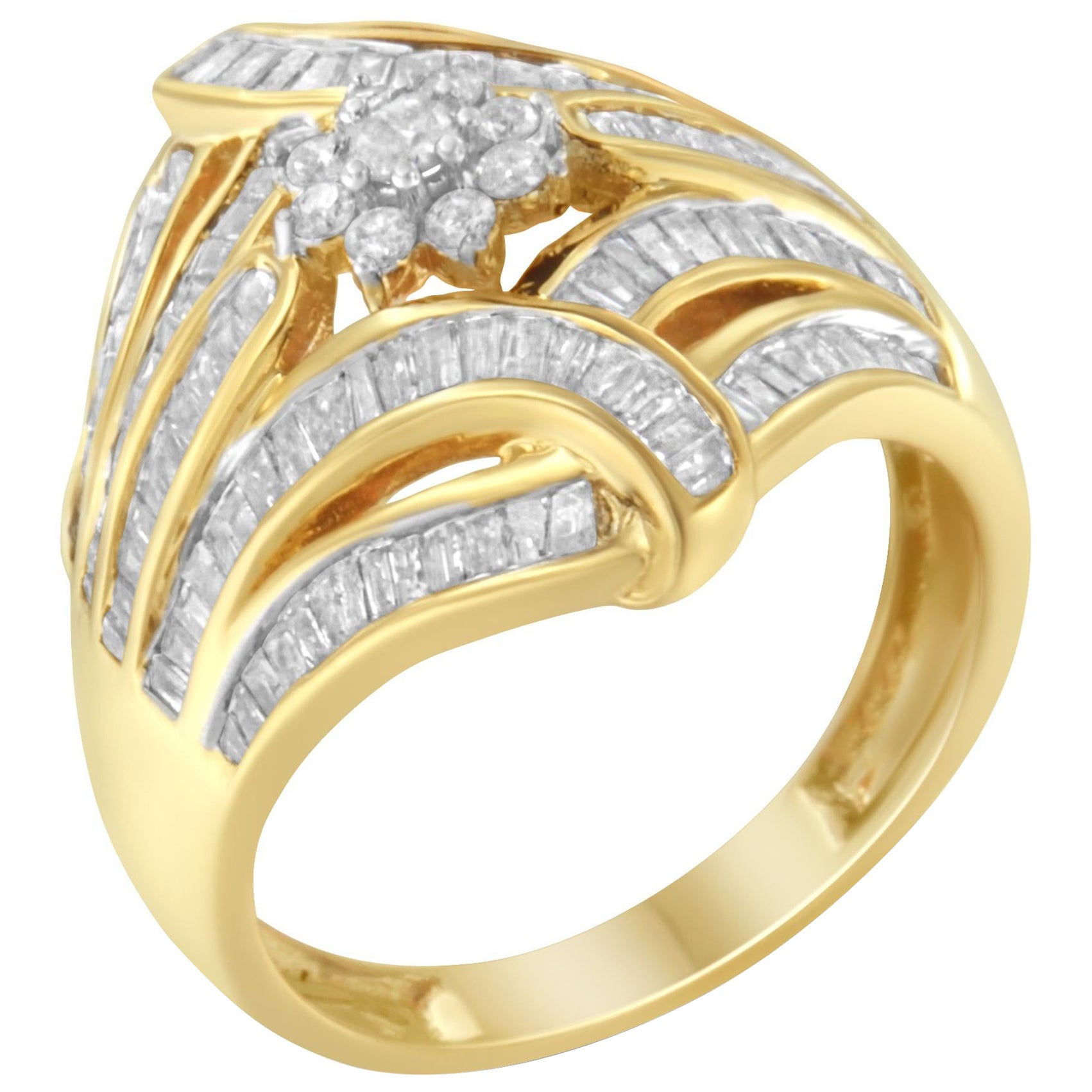 10K Yellow Gold 1.0 Cttw Diamond Cocktail Fashion Ring For Sale