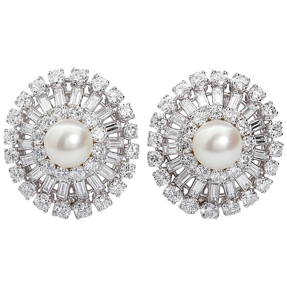 Boucles d'oreilles en grappe de diamants et de perles de 14,80 carats en vente