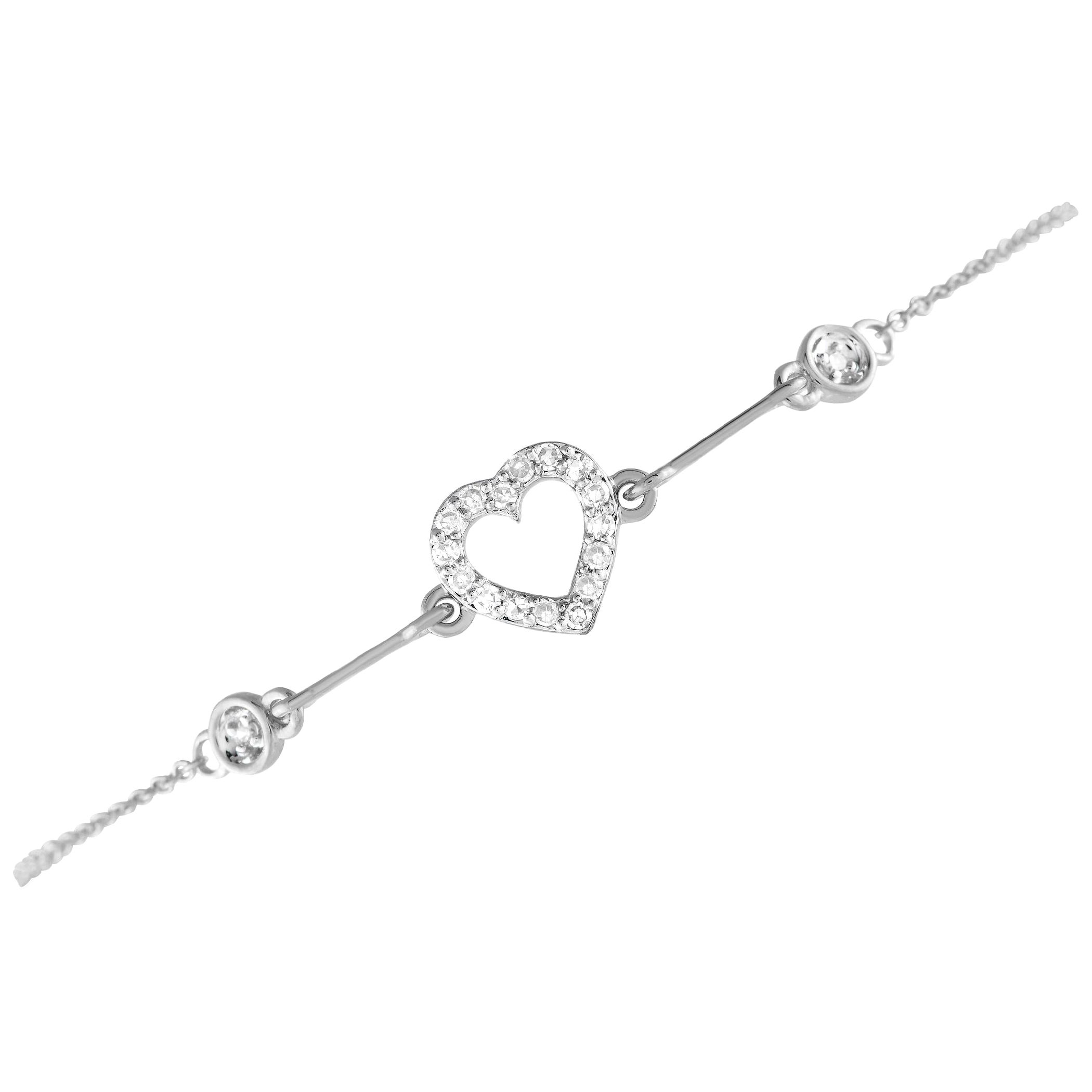 14K White Gold 0.10ct Diamond Heart Bracelet For Sale