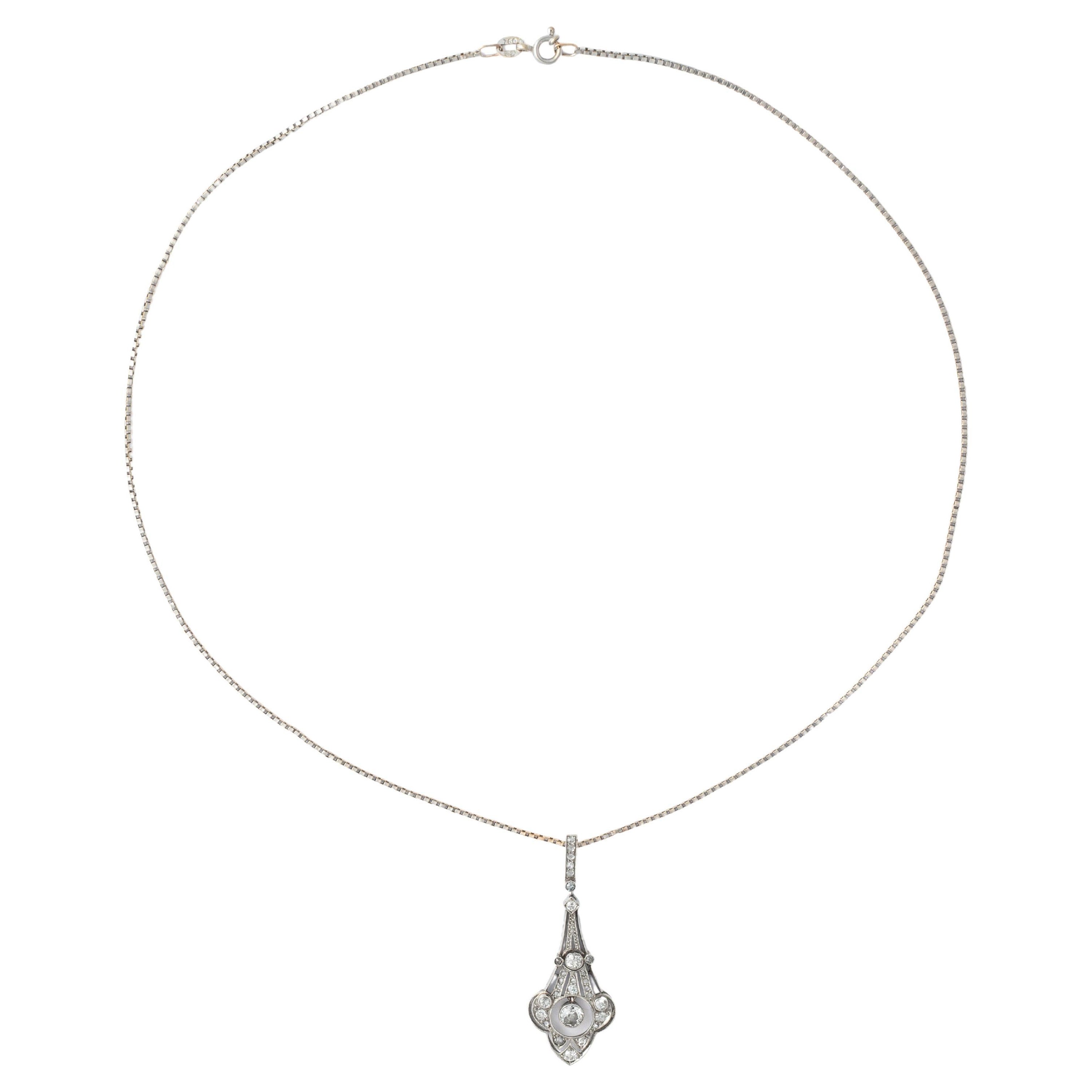 Early 20th Century Diamond Pendant Chain Necklace