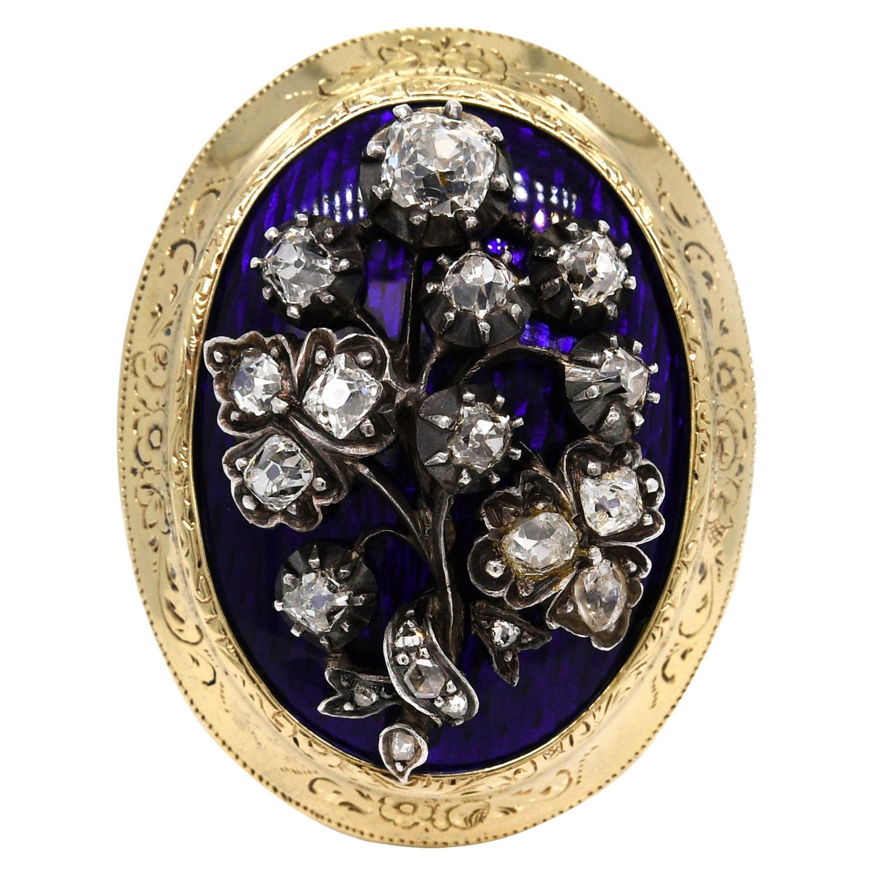 Antique 4.00 ct old mine cut diamond Giardinetto brooch pendant with Guilloche  For Sale