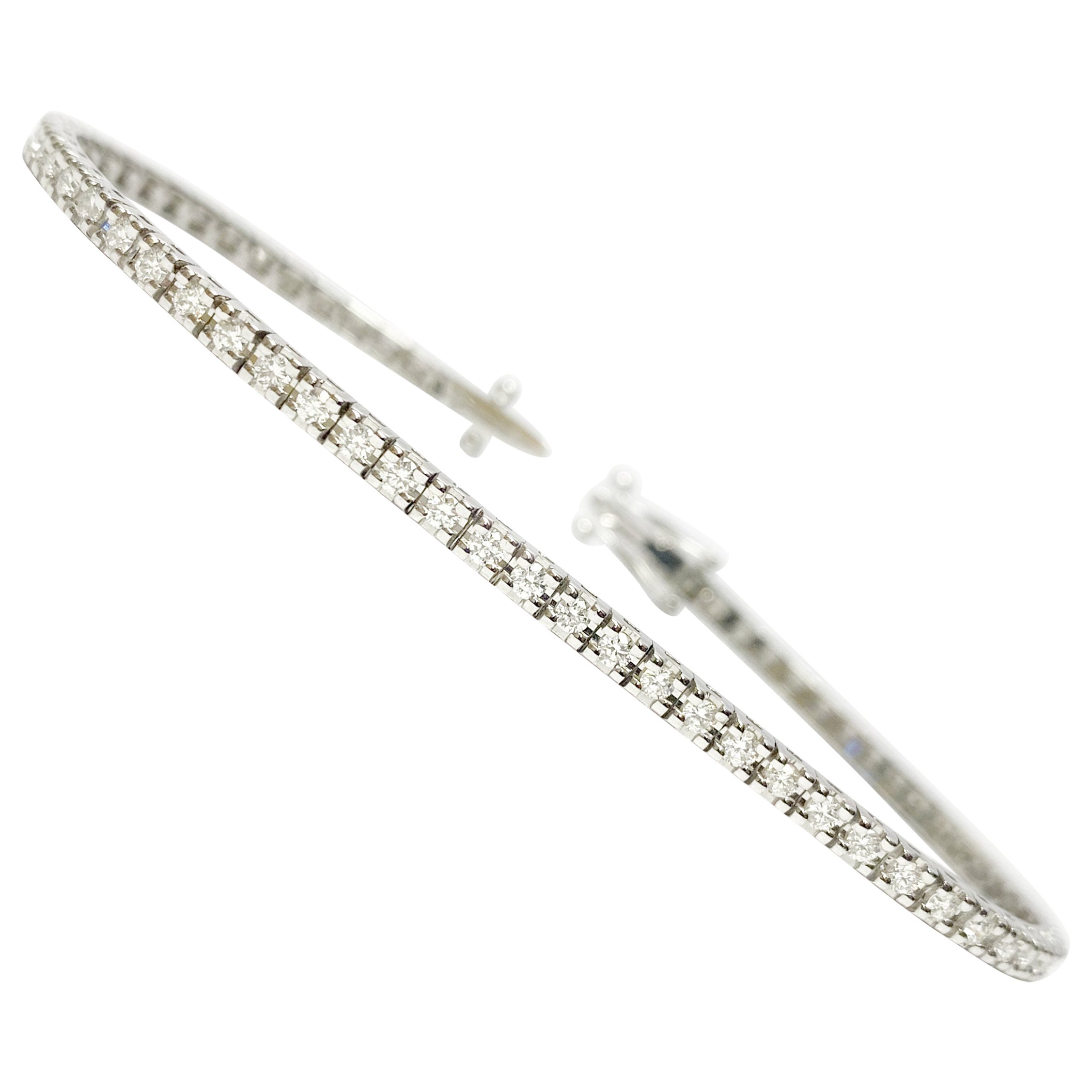 18 kt Weißgold Tennisarmband mit 1,50 Karat F Diamanten