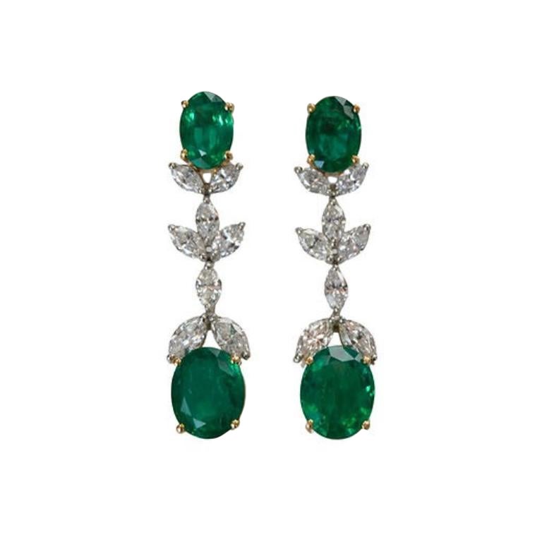 12.00 Ct Emerald Dangle Earrings For Sale