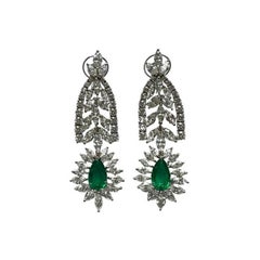 Emerald Pear Earing 4.76 Carat