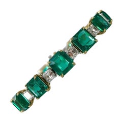 32.95 Carat Square Emerald Bracelet