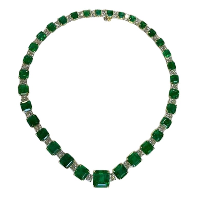 79.85 Karat Smaragd-Halskette
