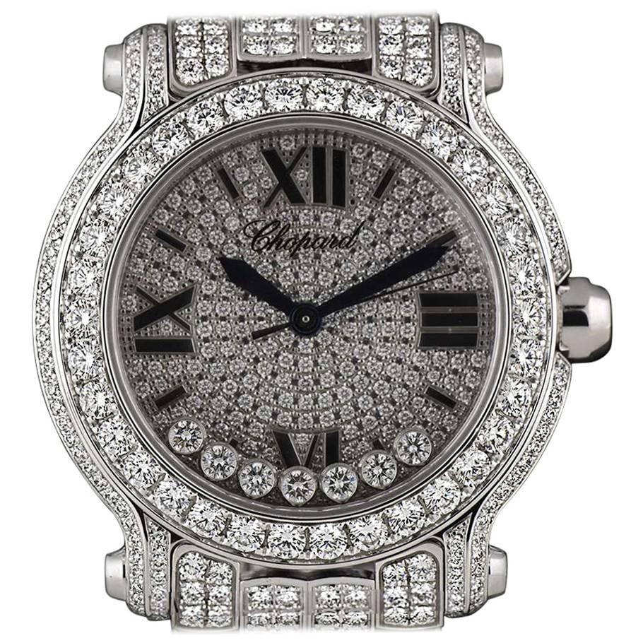 Dazzling Chopard Diamond Set Montre Happy Sport Wristwatch in White Gold