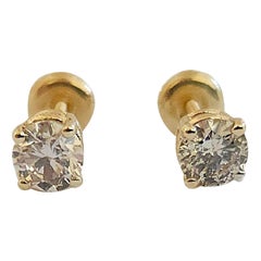 0.92 Ctw Natural Diamond Round Sqrue back Studs Yellow Gold