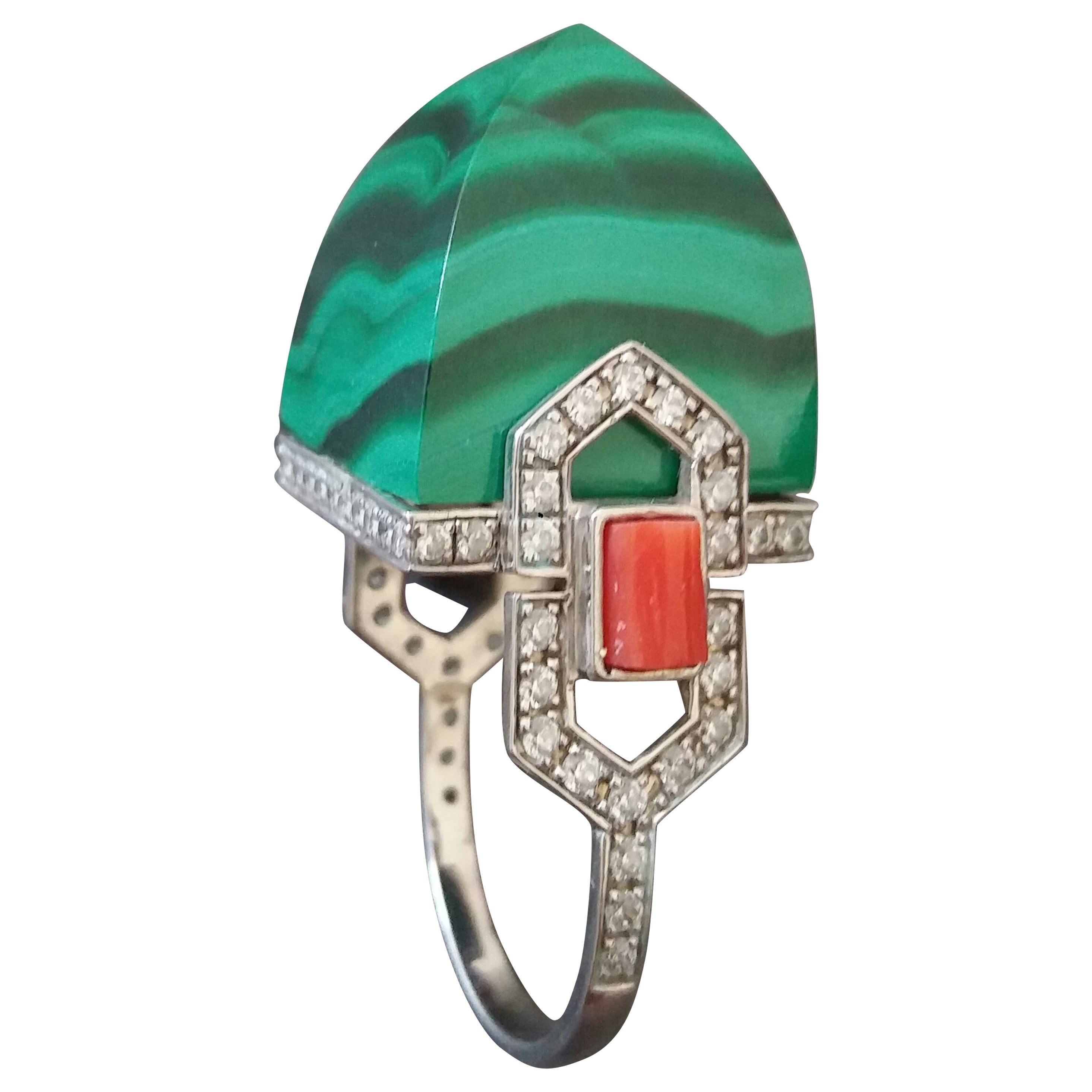 Art Deco Style 14K Solid Gold Diamonds 50 Carat Malachite Pyramid Cocktail Ring For Sale