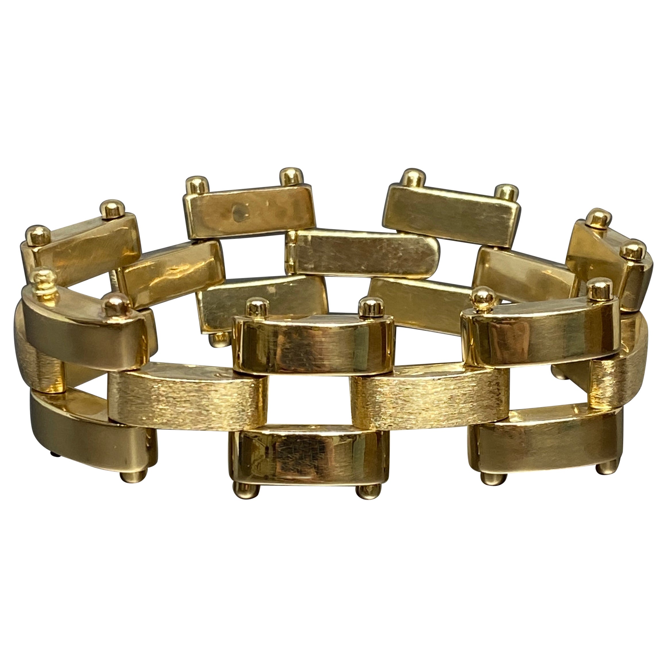 Vintage 14k Yellow Gold Wide Brushed & Polished Sleek Panther Link Bracelet For Sale