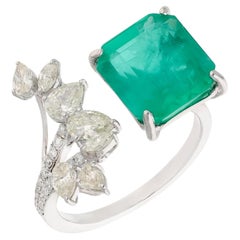 Natural zambian emerald ring with diamond 0.92cts in 18k gold