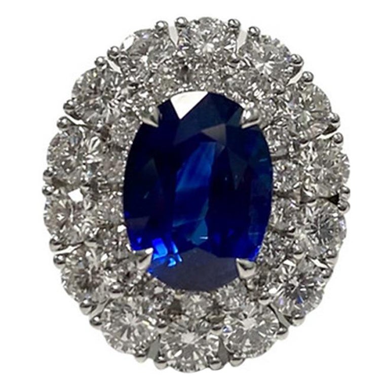 Sapphire Oval Ring 4.30 Cts For Sale