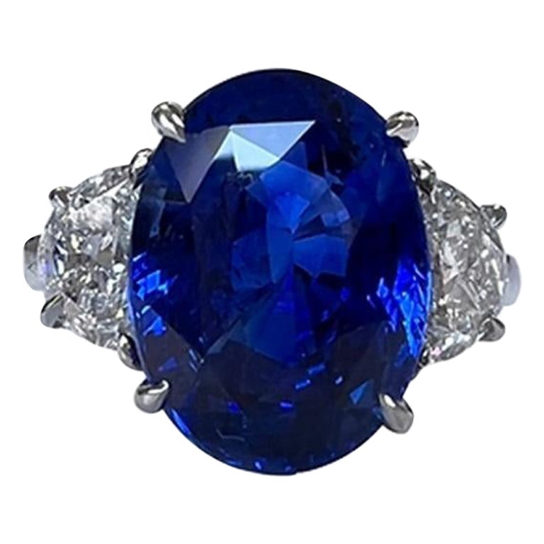 7.94 CTS Sapphire Oval Ring For Sale