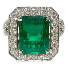Smaragd-Smaragdschliff-Ring 5,25 Karat