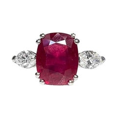 3.81 CTS Rubis Bague Coussin