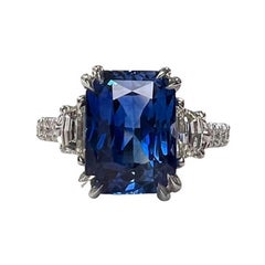 5.61 CTS Sapphire Ring