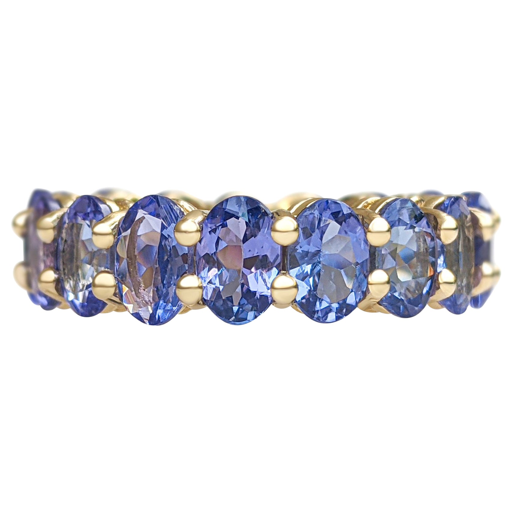 NO RESERVE! 8.18 Carat Tanzanite Eternity Band - 14 kt. Yellow Gold - Ring For Sale