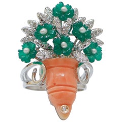 Bague en or blanc 14 carats, perles, diamants et agate verte