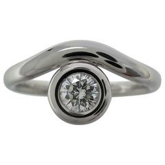 Tiffany & Co. d'epoca. Anello solitario in platino 950 con diamanti taglio rotondo