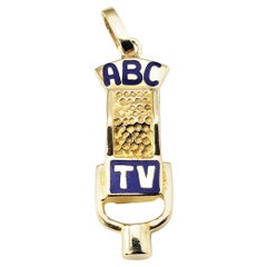 14 Karat Gelbgold ABC TV Studio Mikrophone Charme