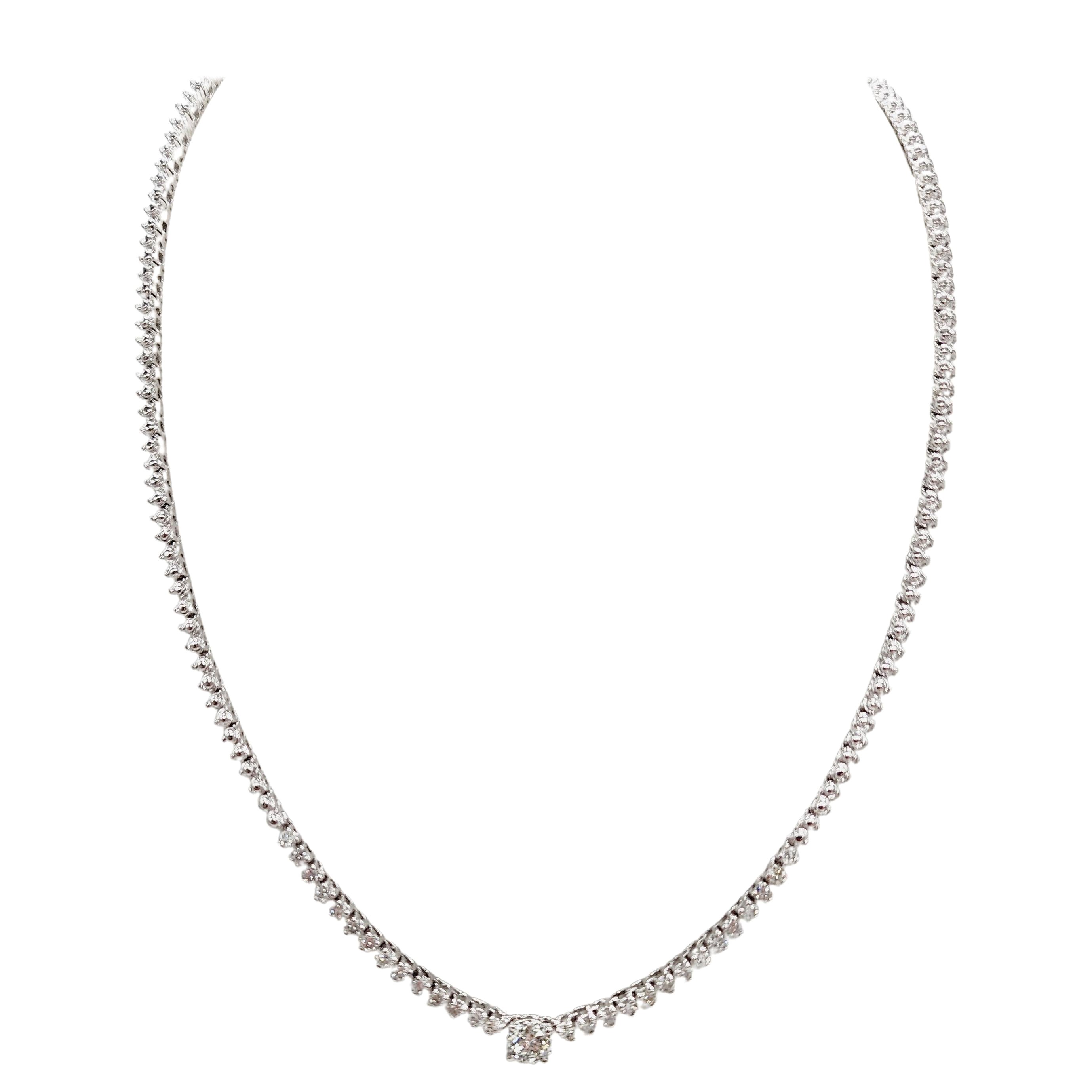2.15 Carats Diamond Necklace 14 Karat White Gold 16'' For Sale