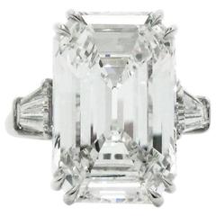 Classic 9.38 Carat GIA Emerald Cut Diamond Platinum Ring 4